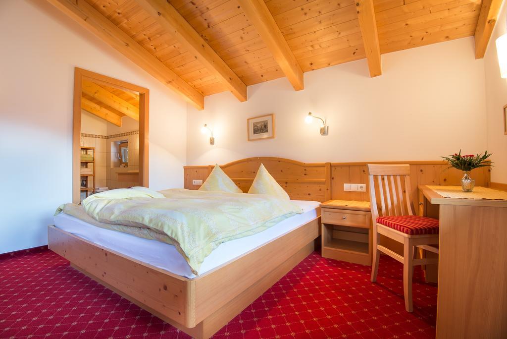 Haus Fernblick Hotel Нойщифт им Щубайтал Екстериор снимка